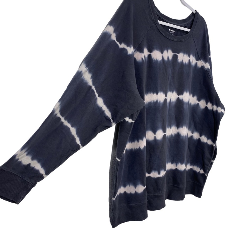Torrid Everyday Fleece Long sleeve Active sweatshirt - Picture 7 of 10